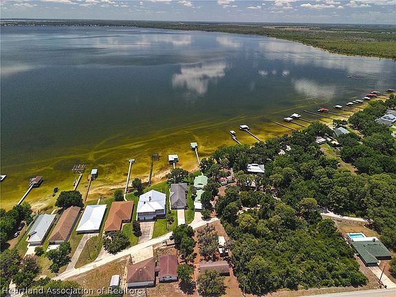 5th image of 16 Lake Stearns Dr