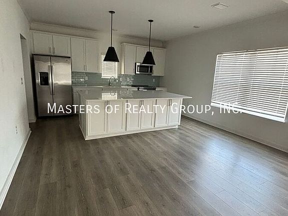 4th image of 4681 Casablanca Dr
