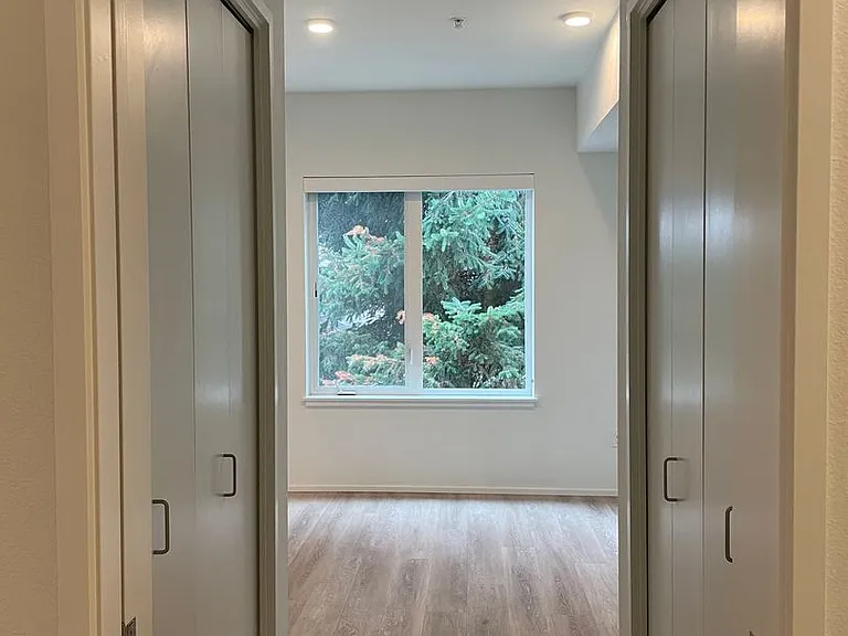 ES1213 -Alberta Street Lofts — Photo 18
