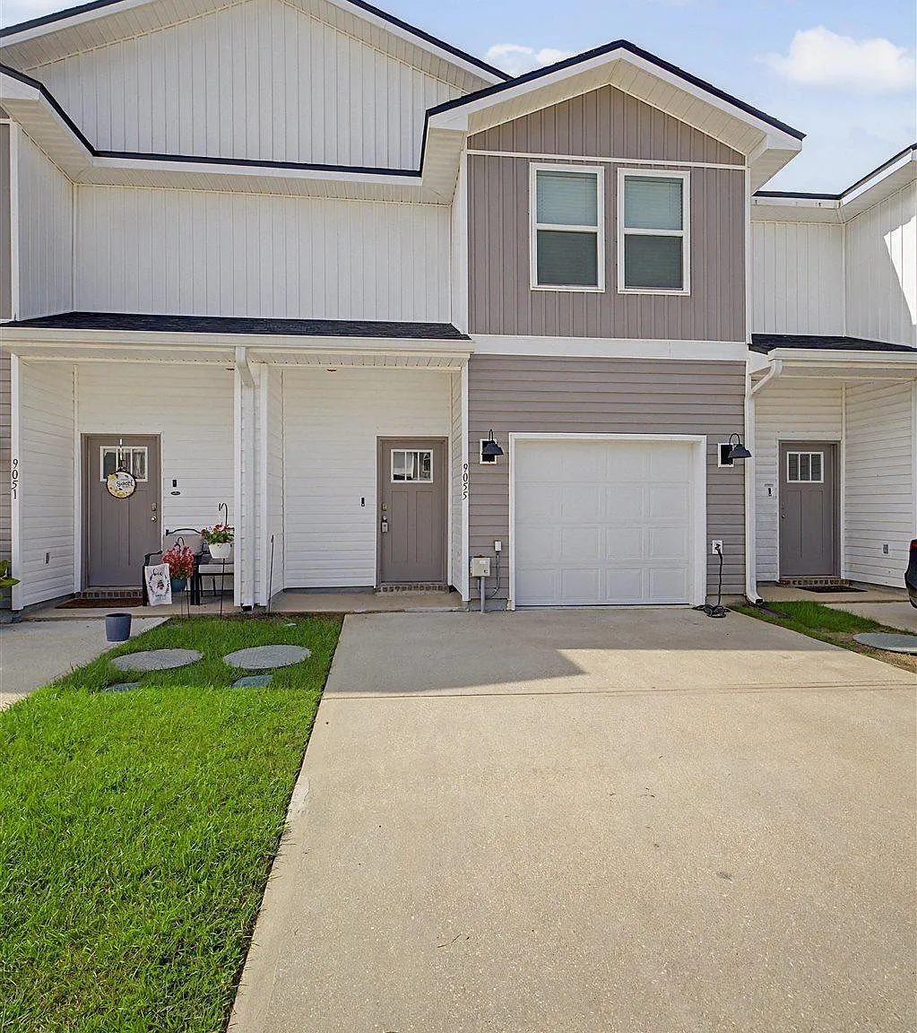 9055 Golden Eye Dr — Photo 3