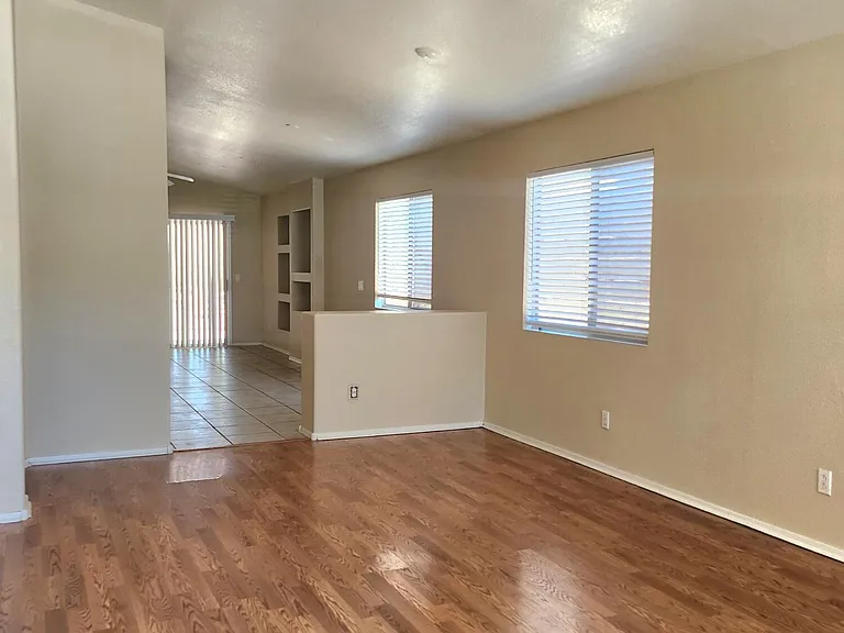 6424 W Saddlehorn Rd — Photo 2