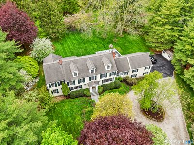 3 Hedgerow Common, Weston, CT, 06883