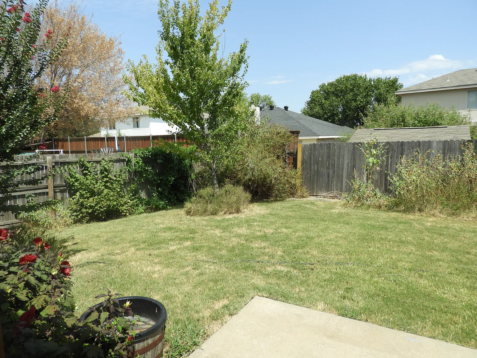 3 bed, 1736 sqft, $2,100 — Photo 3
