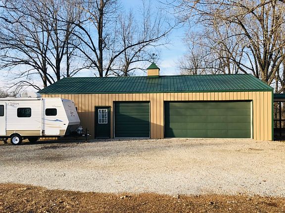 3rd image of 52 Cinnabear Ln