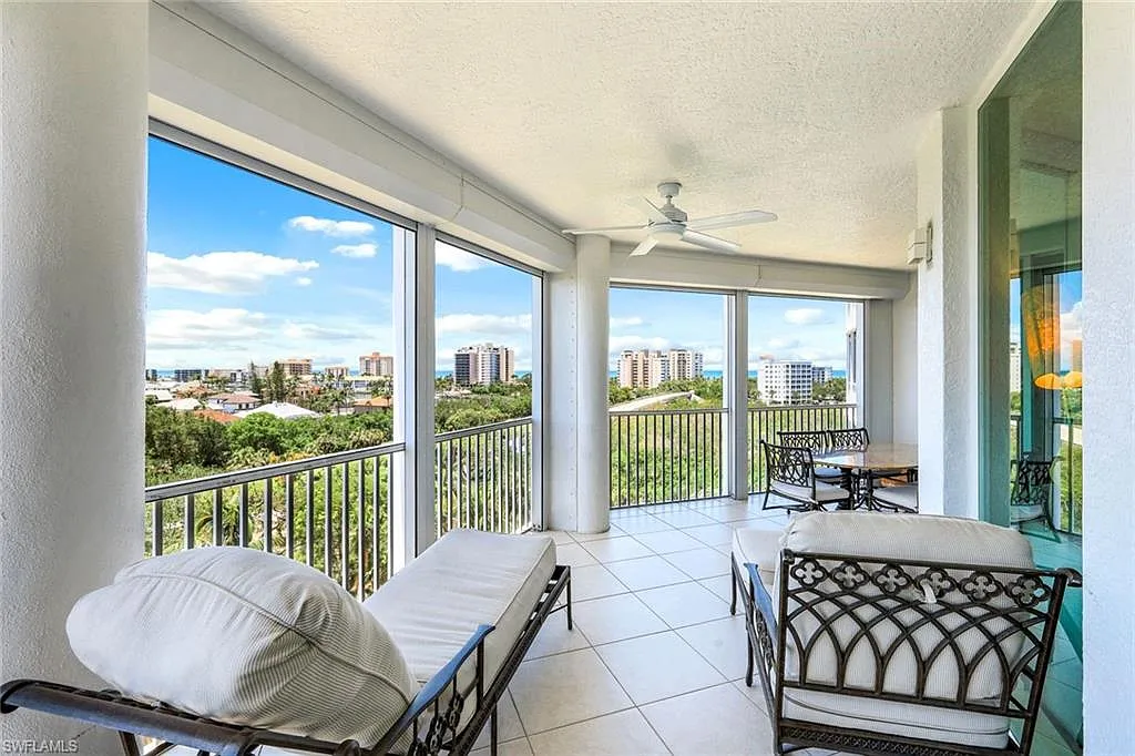 3 bed, 3.0 bath, 2194 sqft, $13,750 — Photo 1