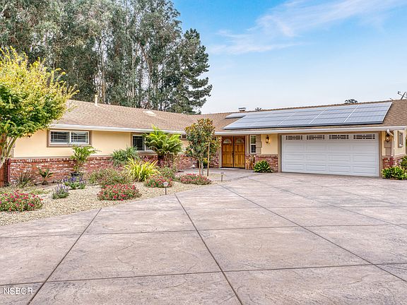 4th image of 1040 Summer Ln