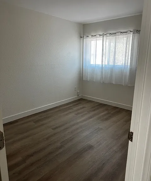 3405 Marlborough Ave — Photo 4
