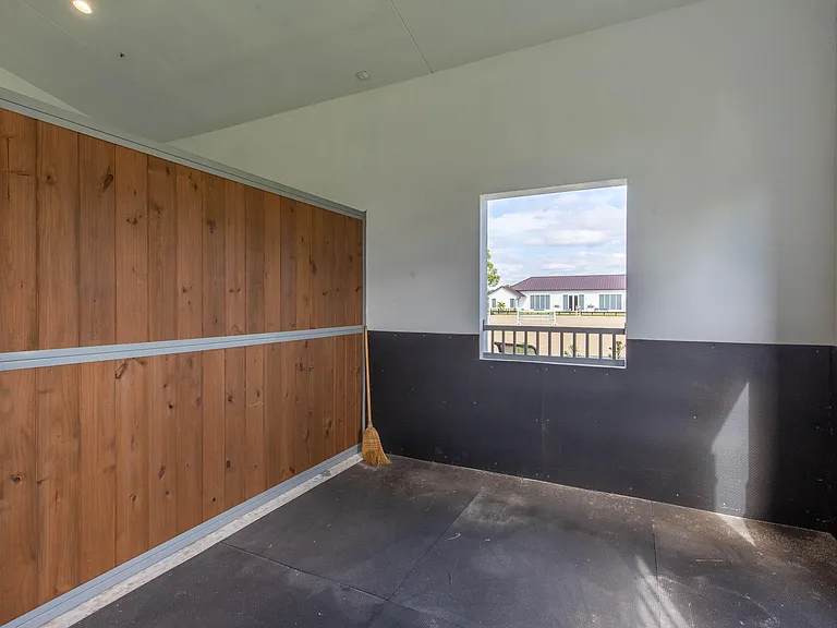 2889 Appaloosa Trl — Photo 37
