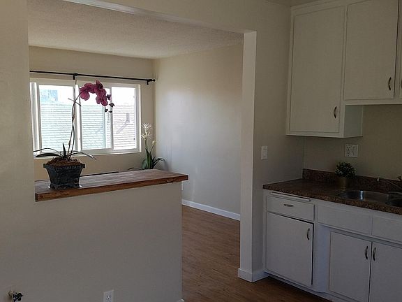 5th image of 1326 N Wilmington Blvd APT D