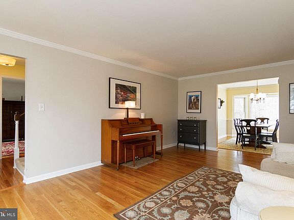5th image of 15514 Golf Club Dr