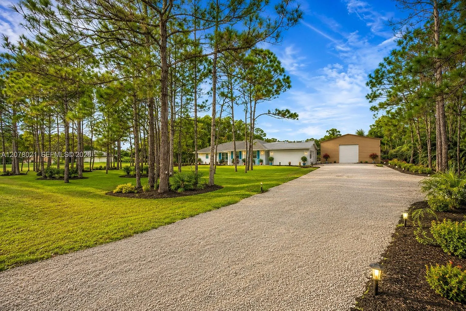 Acreage — Photo 2