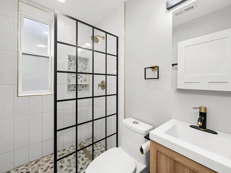 2258 W Coulter St #GF — Photo 4