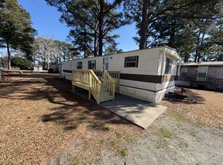 300 Ricks Rd, Selma, NC 27576