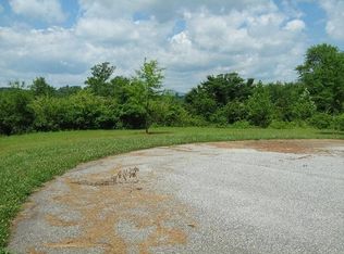 Captain's Ct, Clarkesville, GA 30523