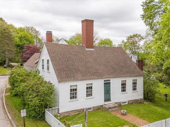 27 Summer & 12 Washington Street, Wiscasset, ME 04578