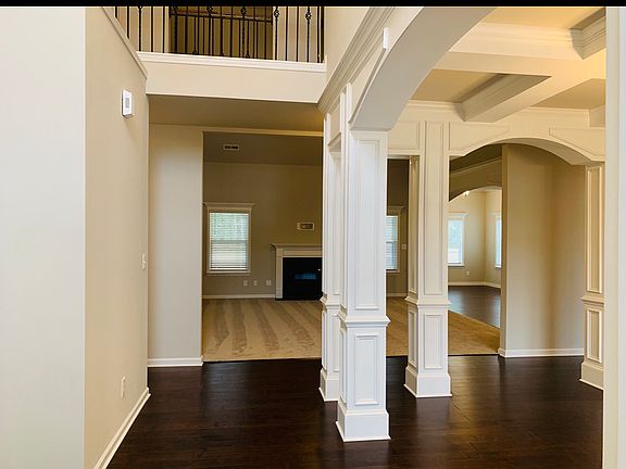 3rd image of 6109 Shannon Woods Way