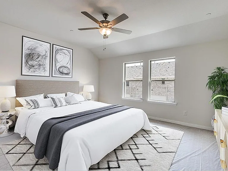 12954 Leopold Trl — Photo 2