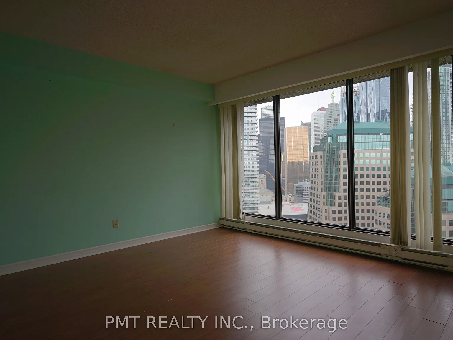 1 bed, $2,399 — Photo 4