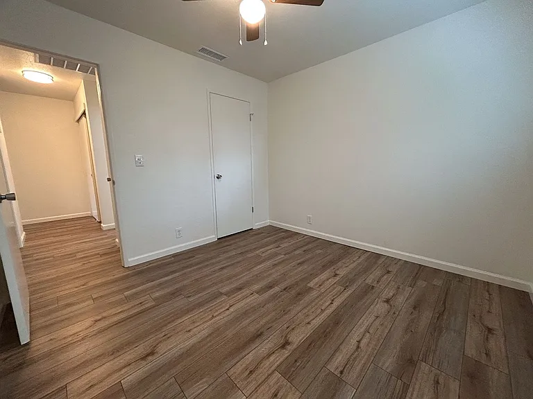 857 Netters Cir — Photo 6