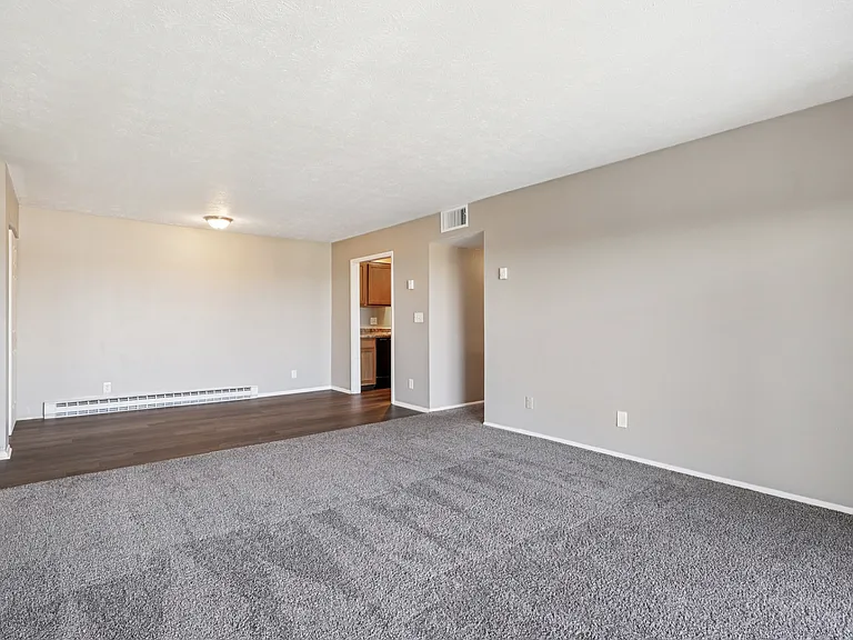 Oakwood Apartments — Photo 27