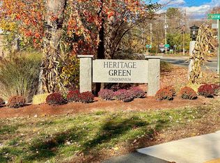 1 Fernview Ave APT 3, North Andover, MA 01845