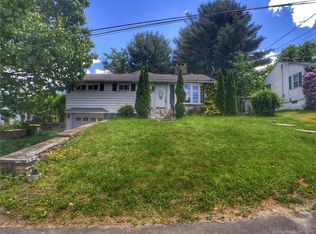 64 Santoro St, Waterbury, CT 06704