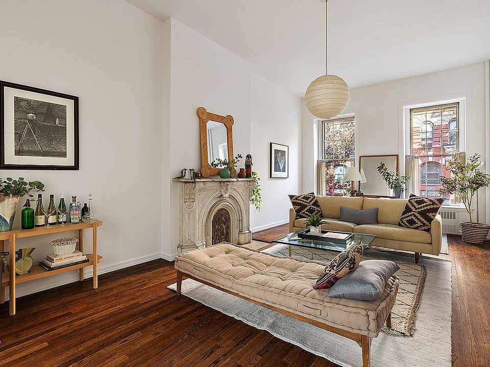 1st image of 108 E 10th St