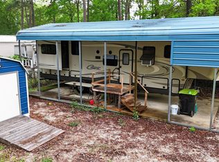 110 Canary St, Pointblank, TX 77364