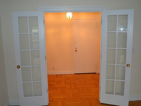 5th image of 60 W 57th St APT 7K