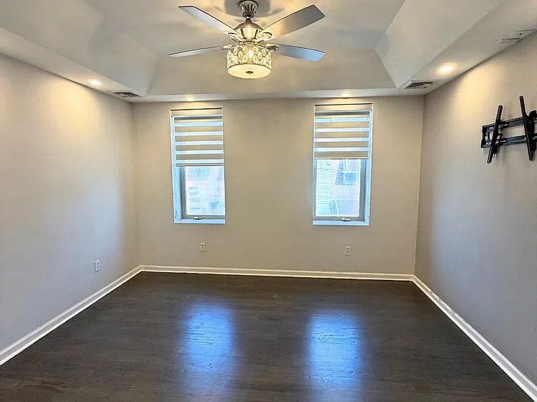 2632 S Hicks St — Photo 18
