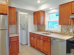 1576 208th St #2, Bayside, NY 11360
