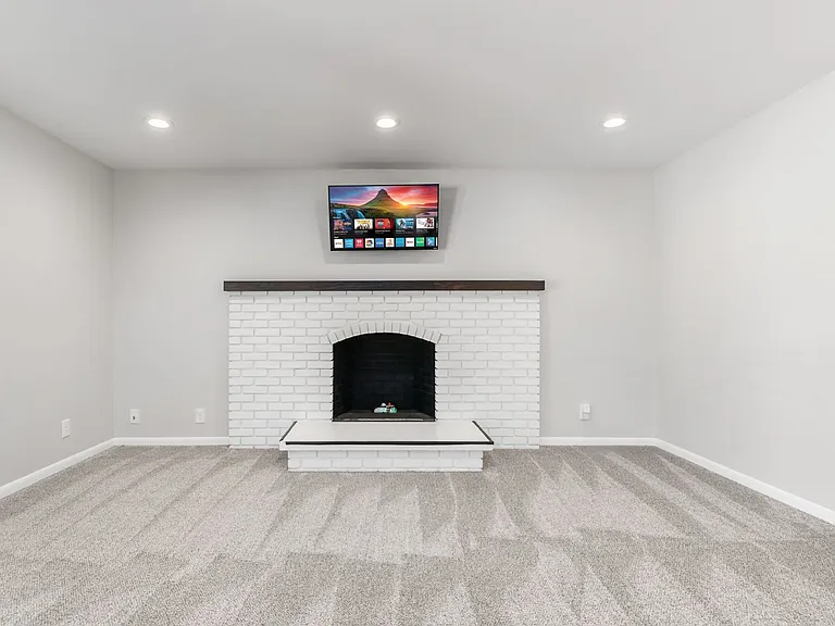 826 Doherty Rd — Photo 22
