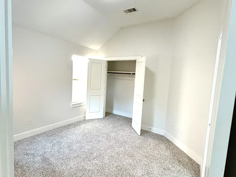 5127 Oasis Park — Photo 16