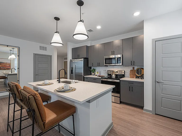 Populus Waterside Apartments — Photo 24
