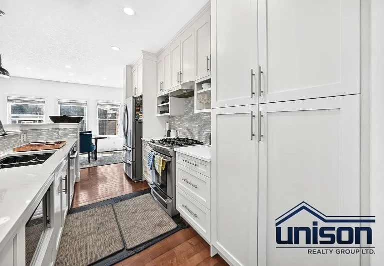47 N Evanspark Rd NW — Photo 61