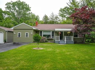 4731 Creek Rd, Lewiston, NY 14092