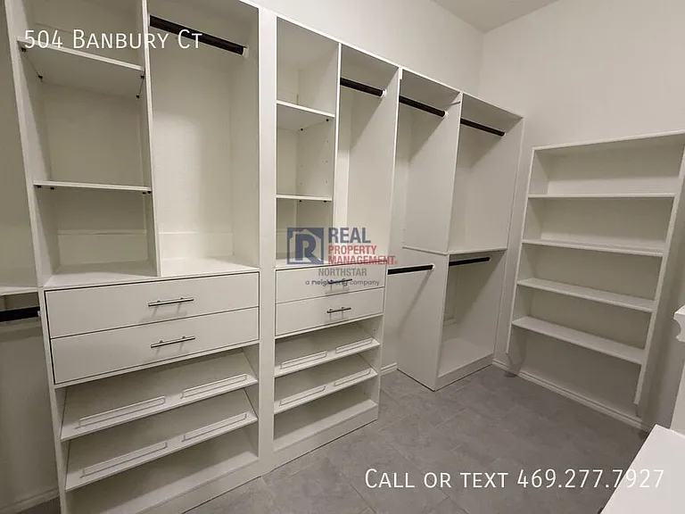 504 Banbury Ct — Photo 28