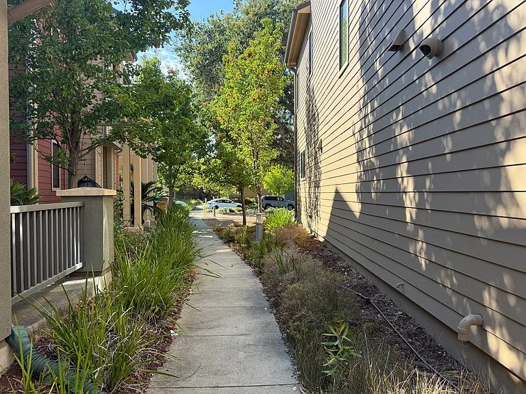 Community side path next to the house.