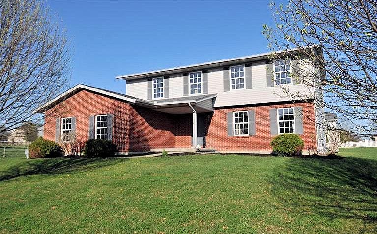 1st image of 35 Twin Cove Dr