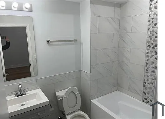 2156 N Darien St #1 — Photo 10