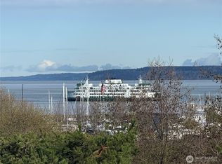 61 Pine St APT 106, Edmonds, WA 98020