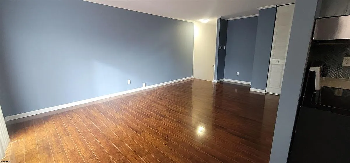 1 bed, 1.0 bath, 579 sqft, $1,600 — Photo 3