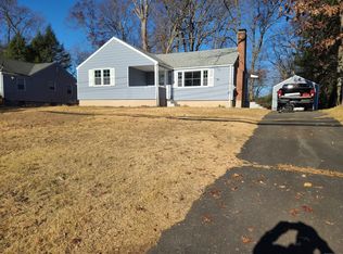 382 Rood Ave, Windsor, CT 06095