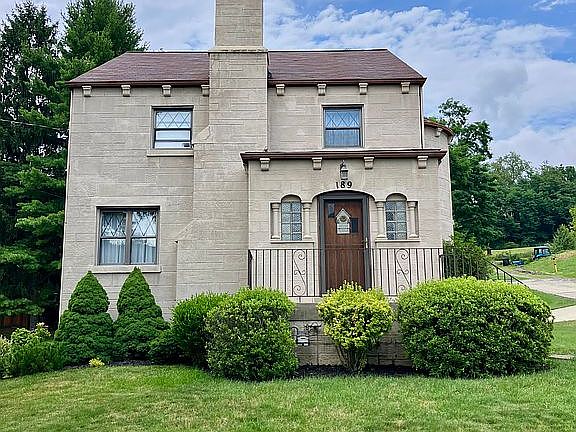 2nd image of 189 Mary Ave