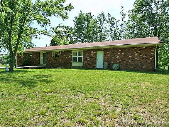 3rd image of 5810 County Road 621