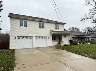 1545 5th St, La Salle, IL 61301
