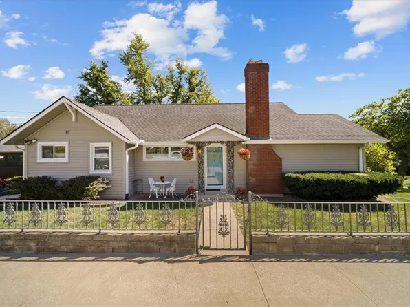 200 North St, Farley, MO 64028