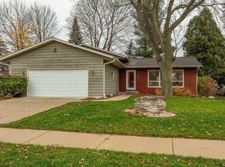 1032 Ring St, Sun Prairie, WI 53590