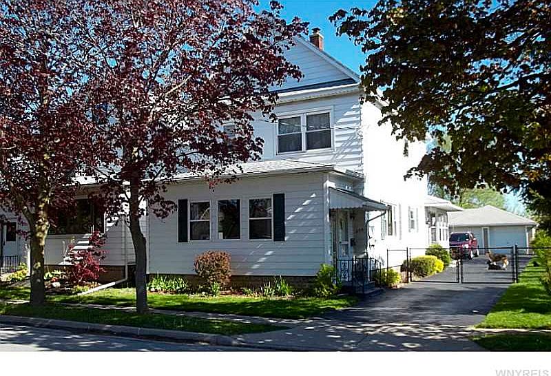 1st image of 504 Gould Ave