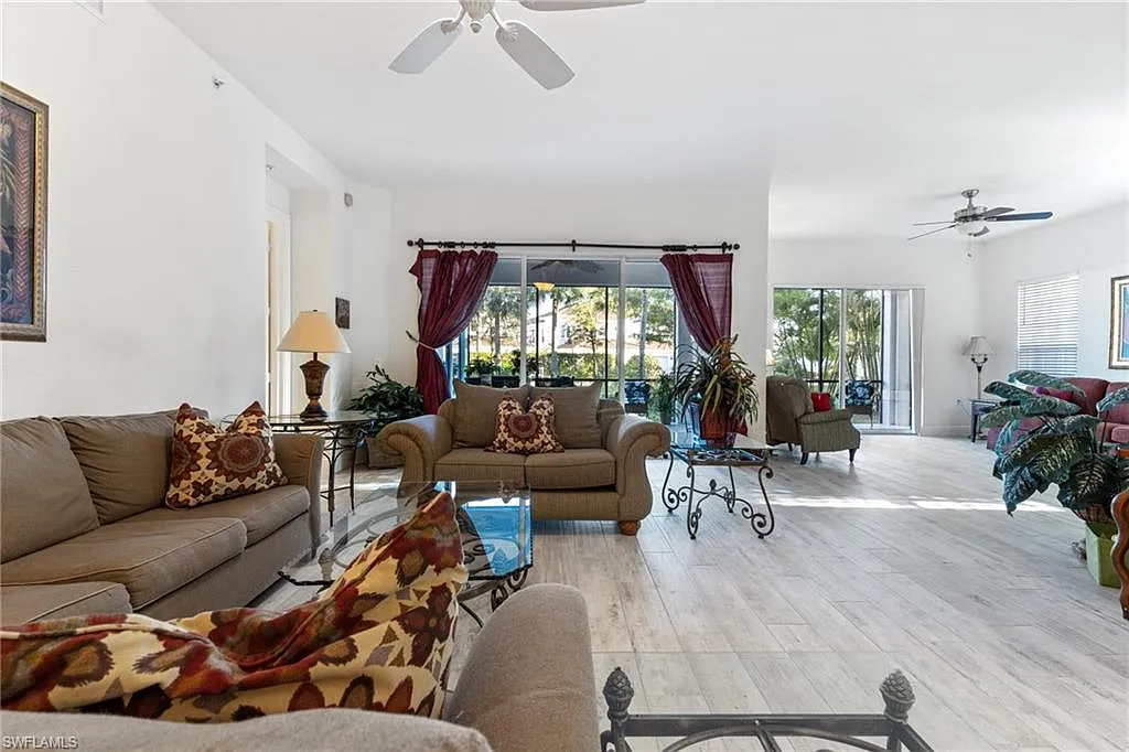 3 bed, 2.0 bath, 2408 sqft, $7,500 — Photo 4